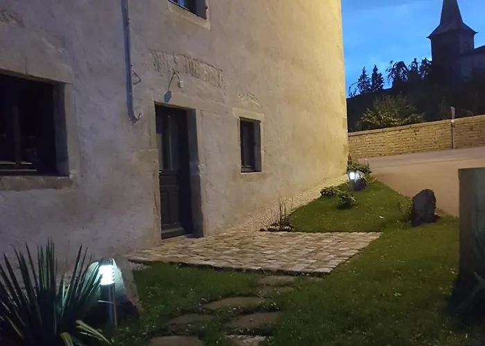 D'hotes Les Portes De La Saone Bed & Breakfast 3*